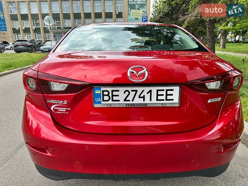 Седан Mazda 3 2017 в Николаеве