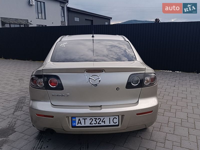 Седан Mazda 3 2008 в Перегинском