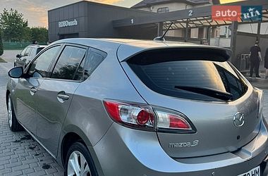 Хэтчбек Mazda 3 2010 в Ивано-Франковске