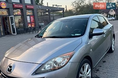 Хэтчбек Mazda 3 2010 в Ивано-Франковске