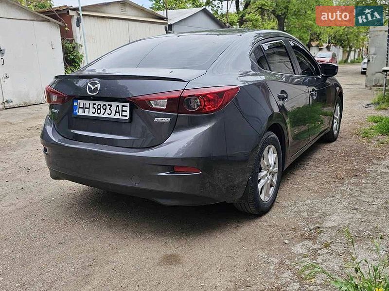 Седан Mazda 3 2016 в Одесі
