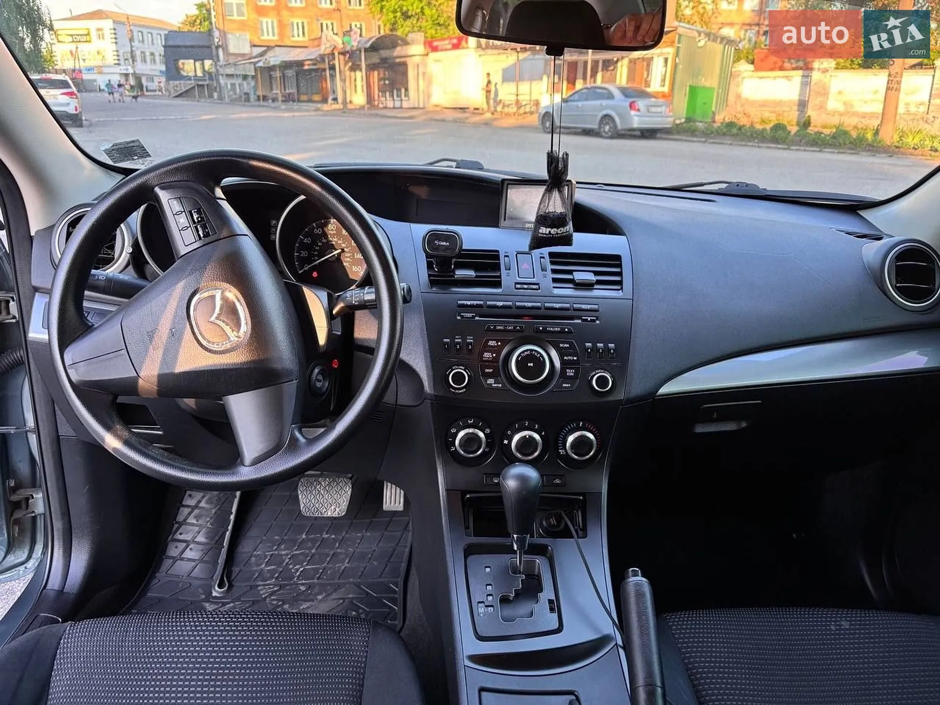 2011 Mazda 3 - мініатюра 15