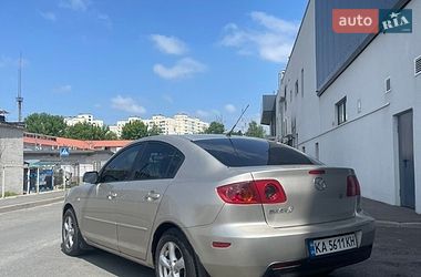 Седан Mazda 3 2004 в Киеве