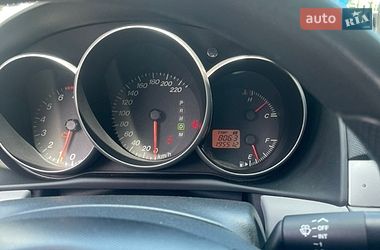 Седан Mazda 3 2004 в Киеве