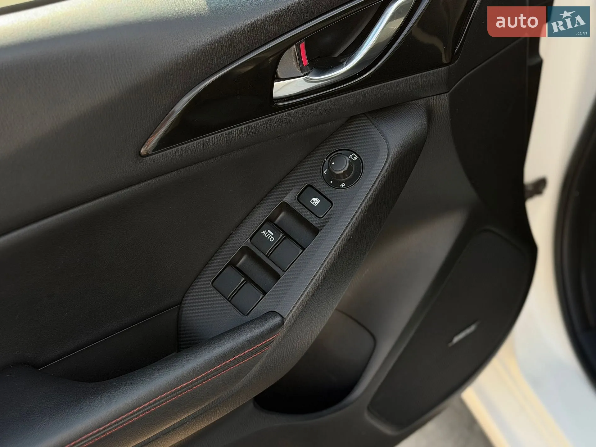 2014 Mazda 3 - мініатюра 23