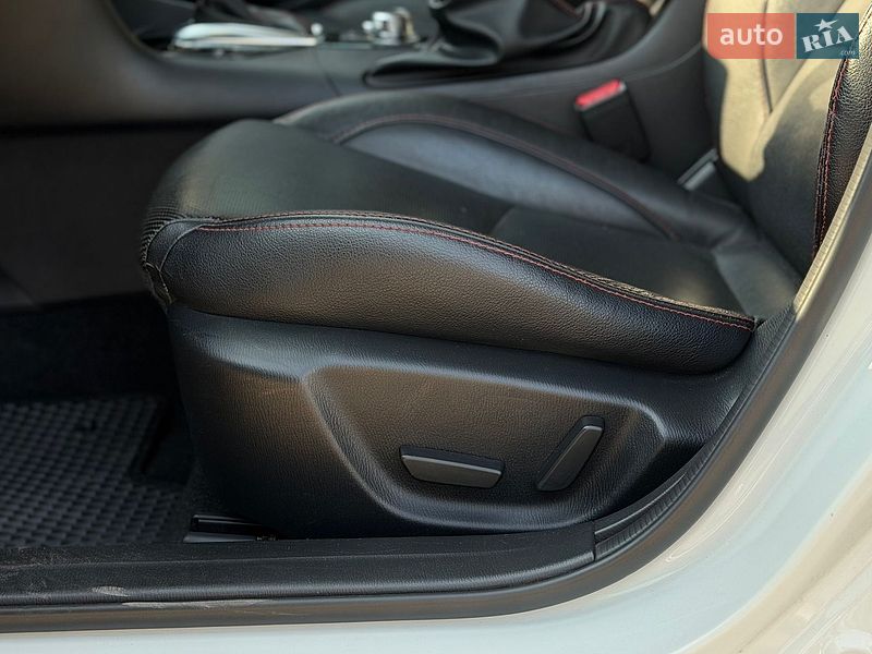 Хэтчбек Mazda 3 2014 в Шептицькому фото 25 Хэтчбек Mazda 3 2014 в Шептицькому