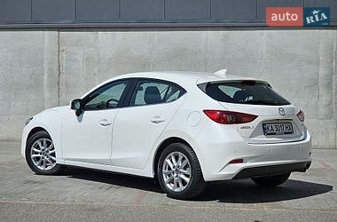 Хэтчбек Mazda 3 2017 в Киеве фото 3 Хэтчбек Mazda 3 2017 в Киеве