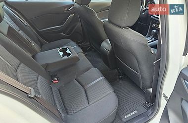 Хэтчбек Mazda 3 2017 в Киеве фото 36 Хэтчбек Mazda 3 2017 в Киеве