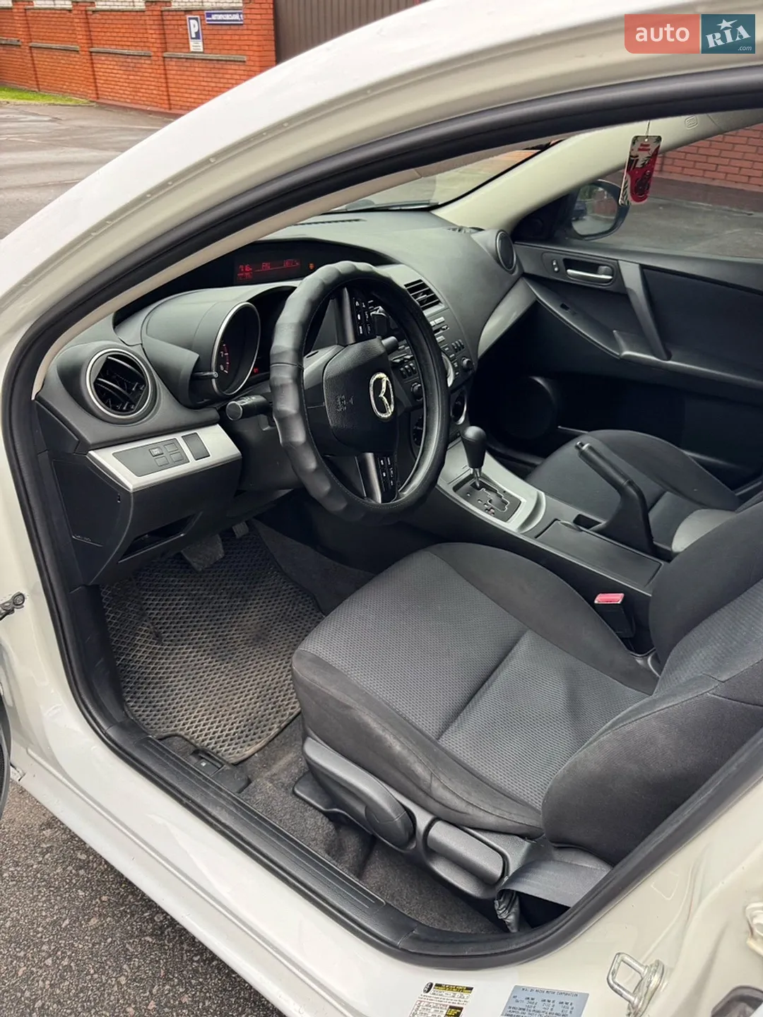2011 Mazda 3 - мініатюра 8