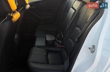 Хэтчбек Mazda 3 2016 в Виннице