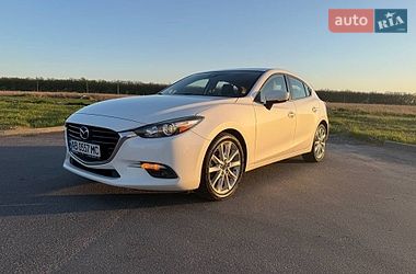 Хэтчбек Mazda 3 2016 в Виннице