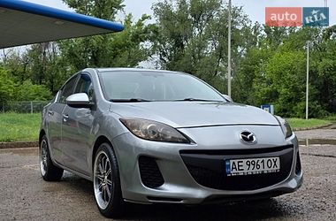 Седан Mazda 3 2013 в Кривом Роге
