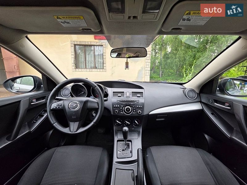 Седан Mazda 3 2013 в Кривом Роге фото 34 Седан Mazda 3 2013 в Кривом Роге