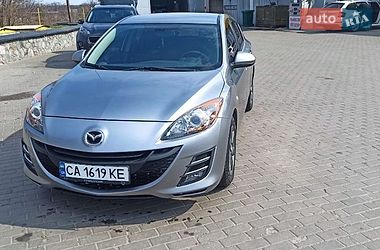 Хэтчбек Mazda 3 2009 в Смеле