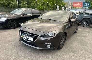 Седан Mazda 3 2015 в Киеве