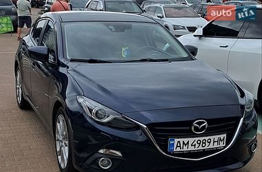 Хэтчбек Mazda 3 2015 в Житомире