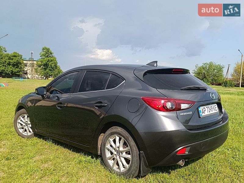 Хетчбек Mazda 3 2016 в Запоріжжі