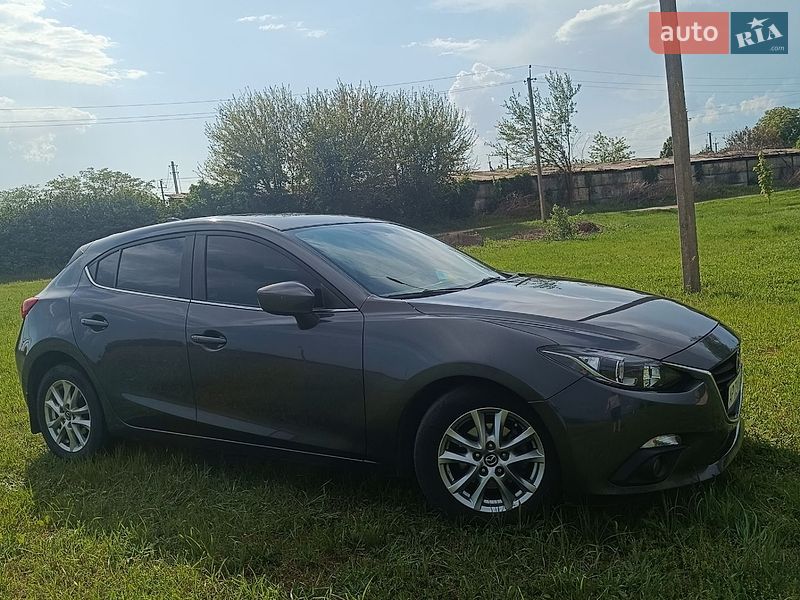 Хетчбек Mazda 3 2016 в Запоріжжі
