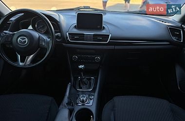 Хетчбек Mazda 3 2014 в Дніпрі