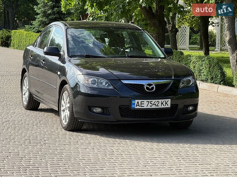 Седан Mazda 3 2007 в Каменском