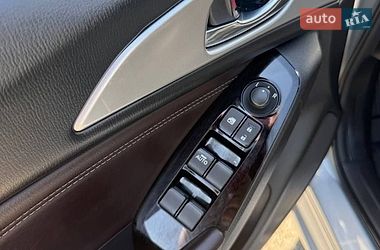 Седан Mazda 3 2018 в Ромнах