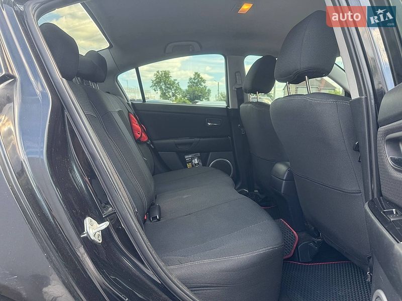 Седан Mazda 3 2008 в Киеве