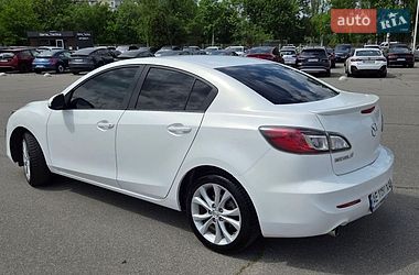 Седан Mazda 3 2010 в Днепре
