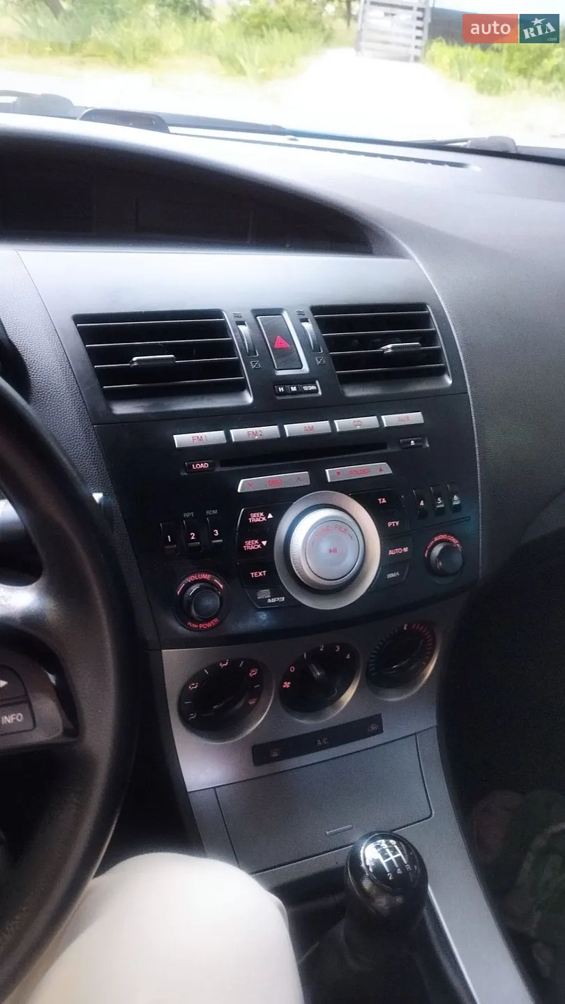 2010 Mazda 3 - мініатюра 15