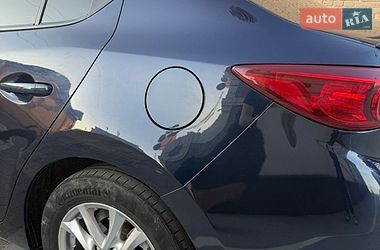 Седан Mazda 3 2014 в Белой Церкви