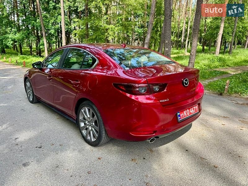 Седан Mazda 3 2019 в Киеве