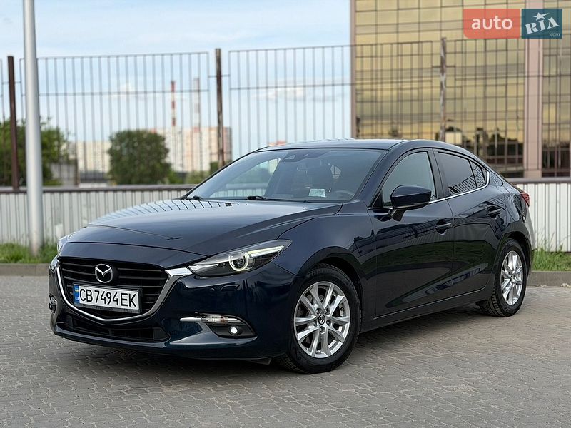 Седан Mazda 3 2017 в Киеве