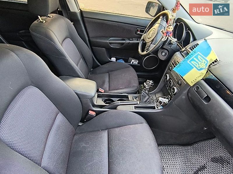 Хэтчбек Mazda 3 2006 в Житомире