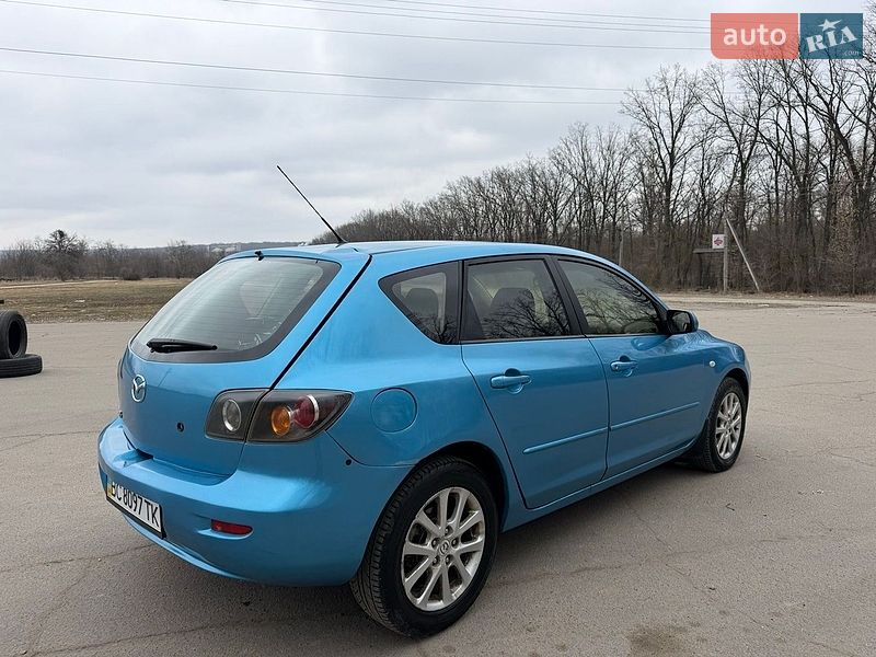 Хетчбек Mazda 3 2006 в Первомайську