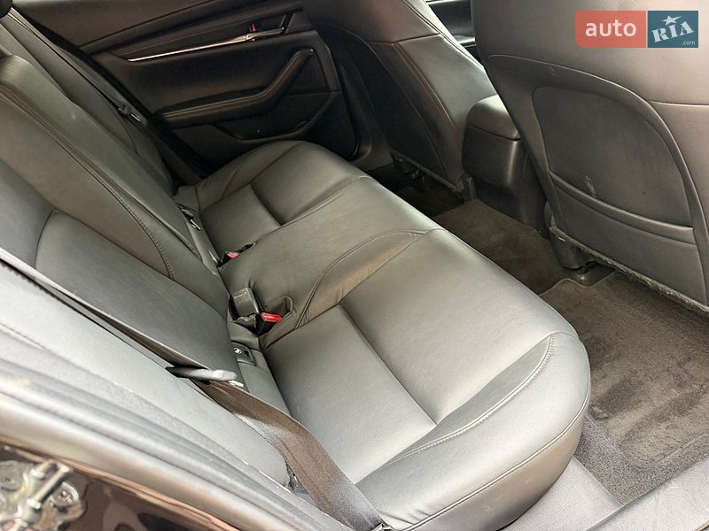 Седан Mazda 3 2021 в Дніпрі
