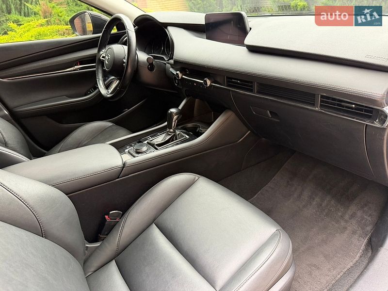 Седан Mazda 3 2021 в Дніпрі