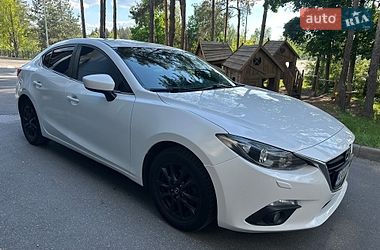 Седан Mazda 3 2014 в Киеве
