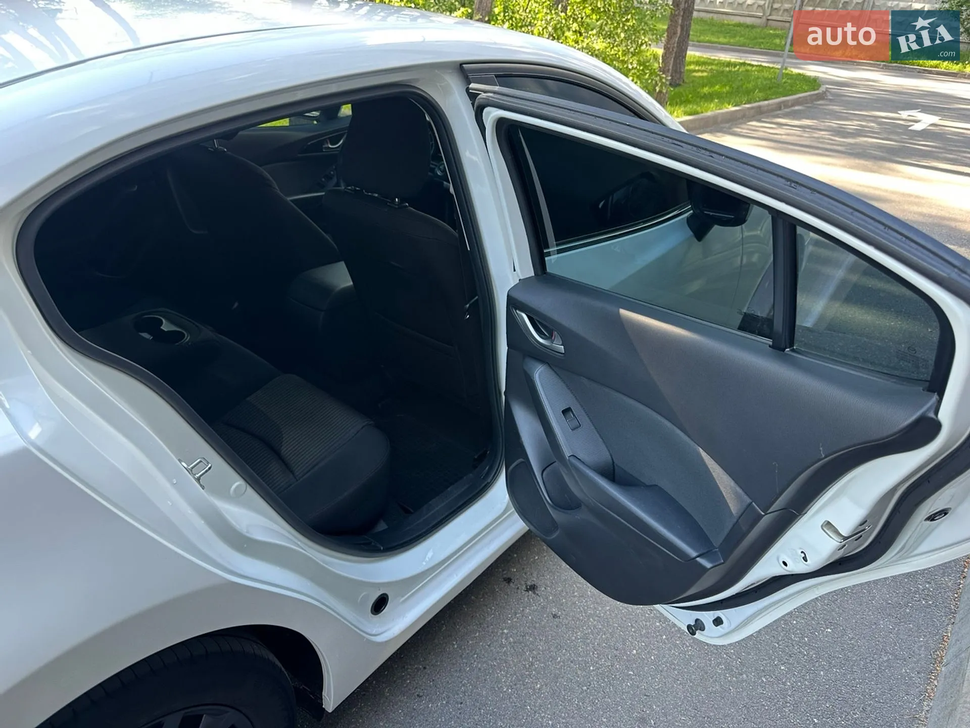 2014 Mazda 3 - мініатюра 28