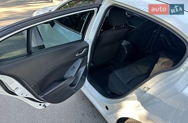 Седан Mazda 3 2014 в Киеве