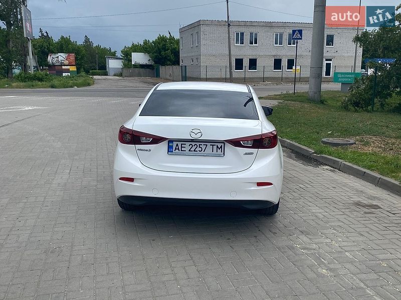 Седан Mazda 3 2016 в Самаре