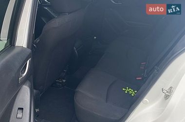 Седан Mazda 3 2016 в Самаре