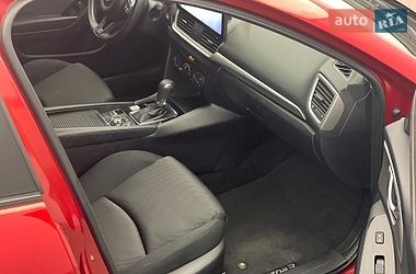 Хэтчбек Mazda 3 2017 в Киеве