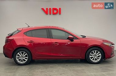 Хэтчбек Mazda 3 2017 в Киеве
