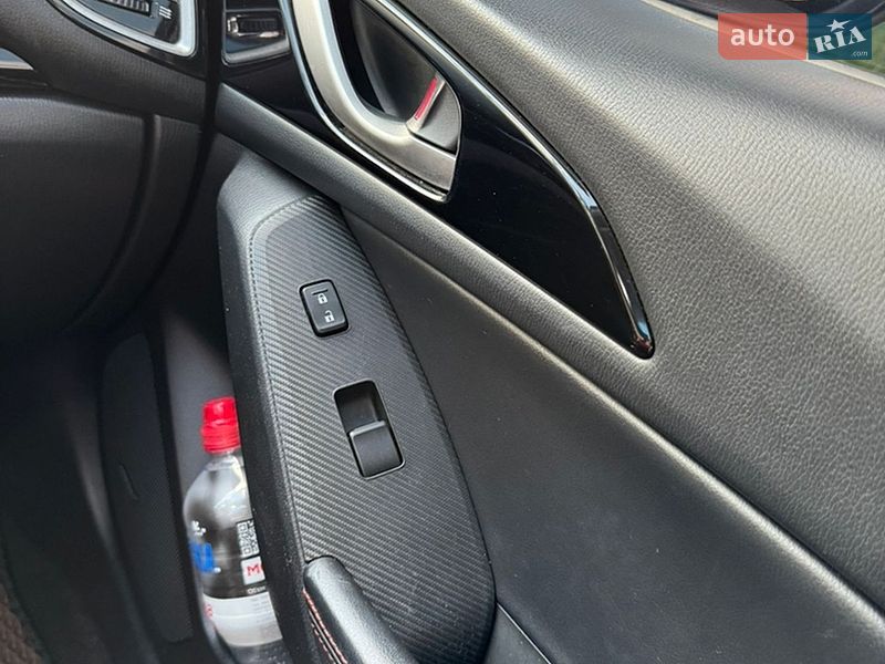 Седан Mazda 3 2013 в Виннице