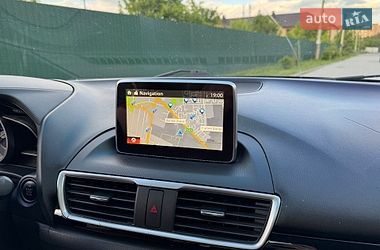 Седан Mazda 3 2013 в Виннице