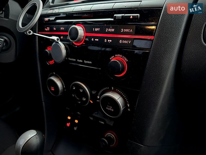 Седан Mazda 3 2008 в Киеве