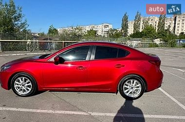 Седан Mazda 3 2015 в Ивано-Франковске