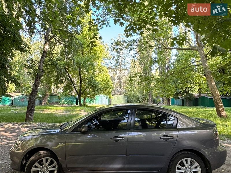 Седан Mazda 3 2006 в Одессе