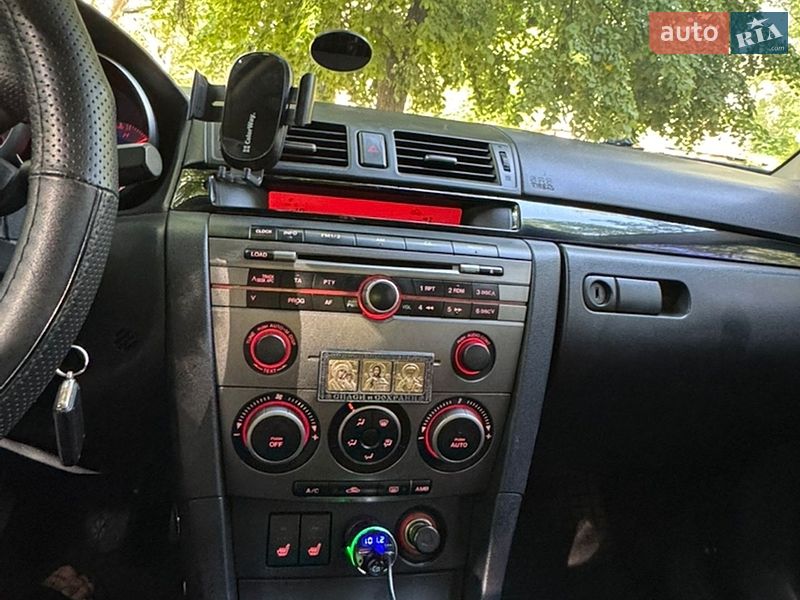 Седан Mazda 3 2006 в Одессе
