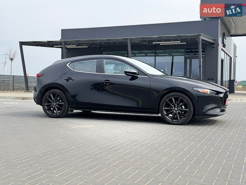 Хэтчбек Mazda 3 2024 в Львове