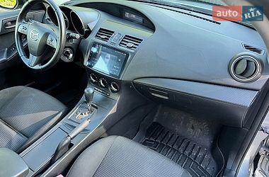 Седан Mazda 3 2013 в Києві